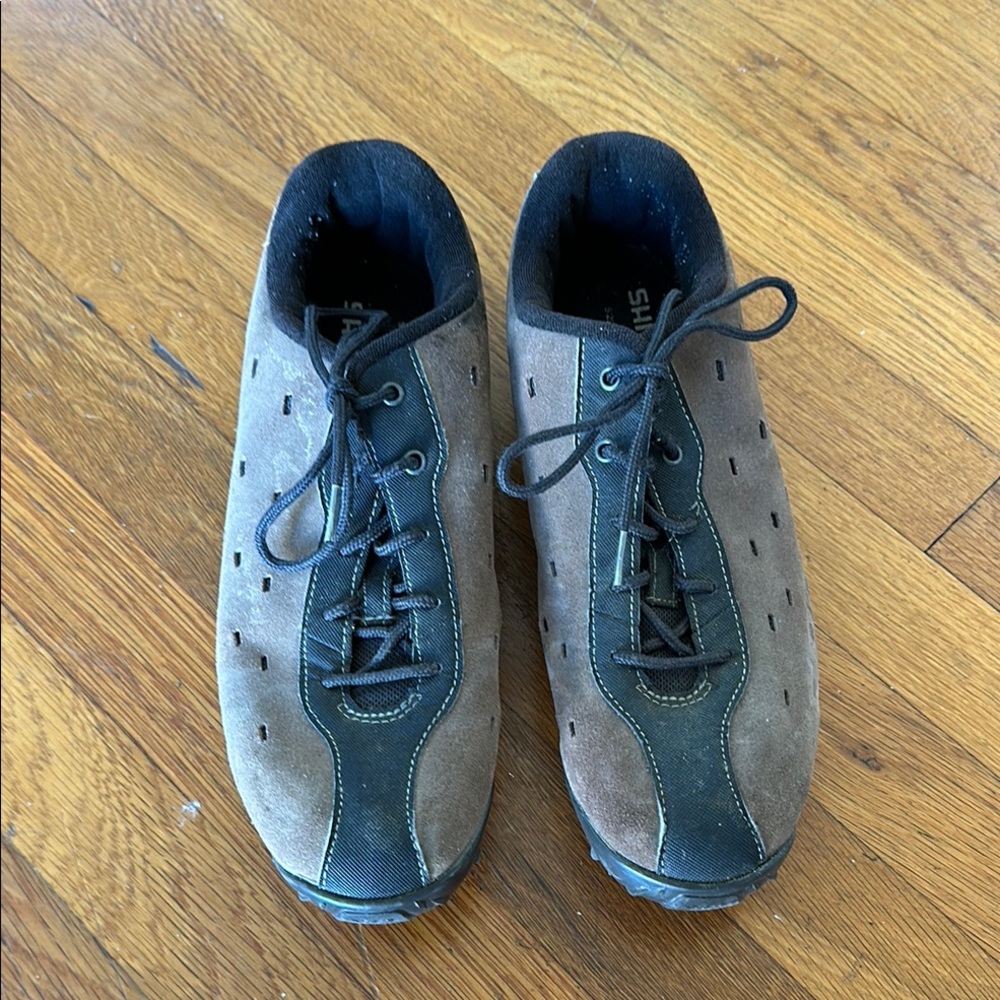 Shimano Brown and Black Cycling Shoes
